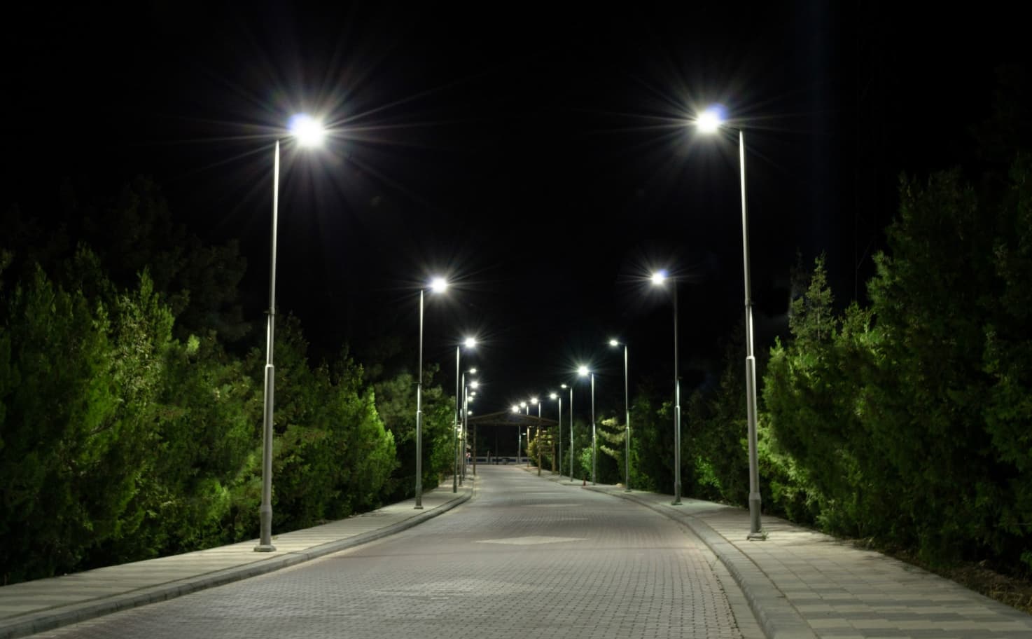 Roadway Light 70W Light Fixture 4000K 9900 Lm thumbnail 2