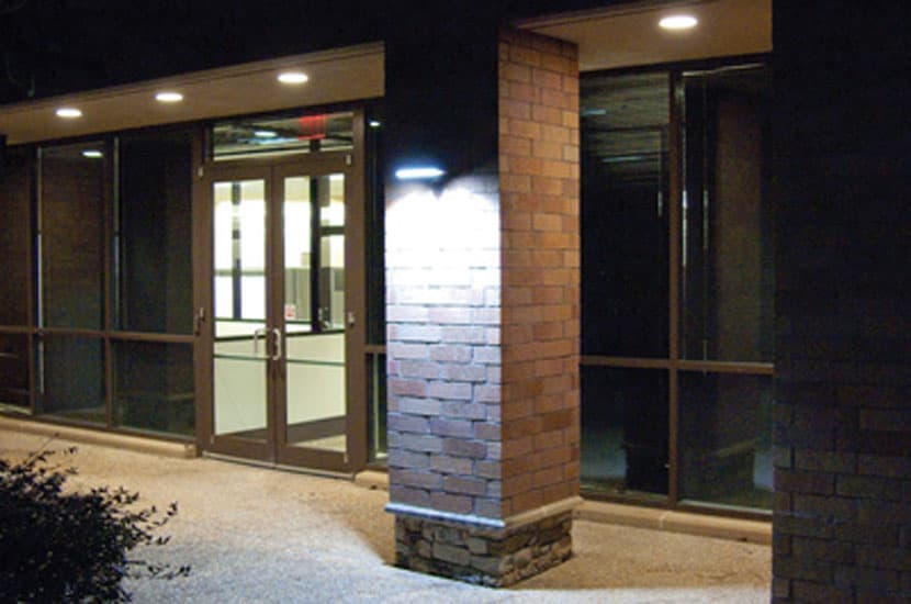 30W LED Wall Pack Fixture: 3000Lm 5500K IP65 UL — image 1