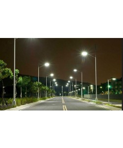 Solar Street Light 100W 9000Lm 12V 30AH Microwave M. Sensor Included